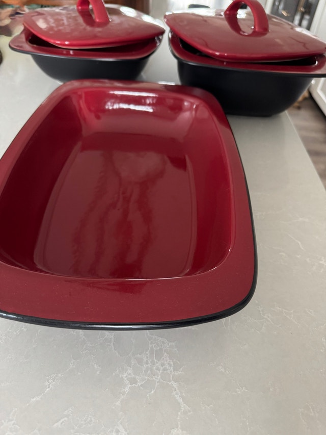 CorningWare 9x13 Pan and 1.9L Dish with Lids - photo 2