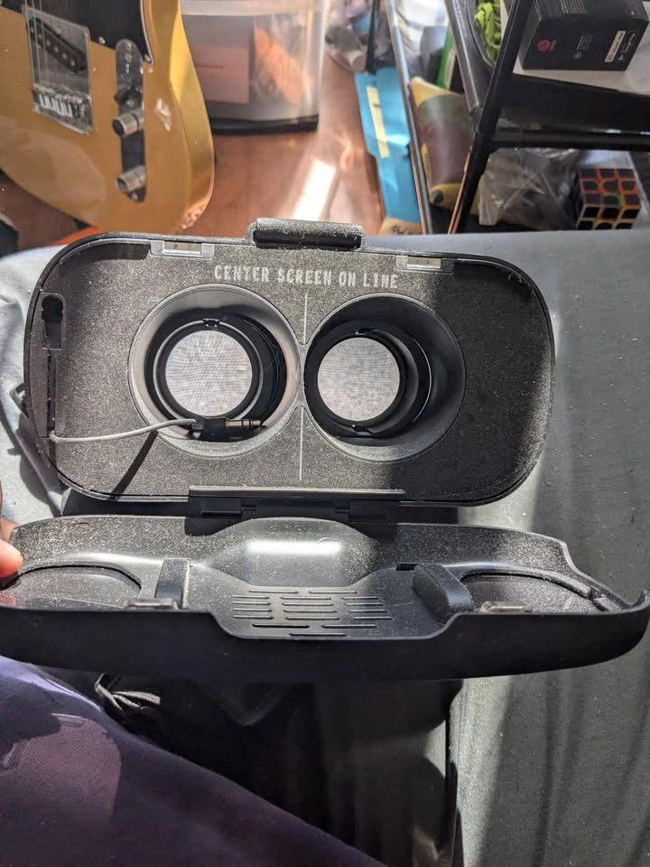 VR Smartphone Headset - photo 2