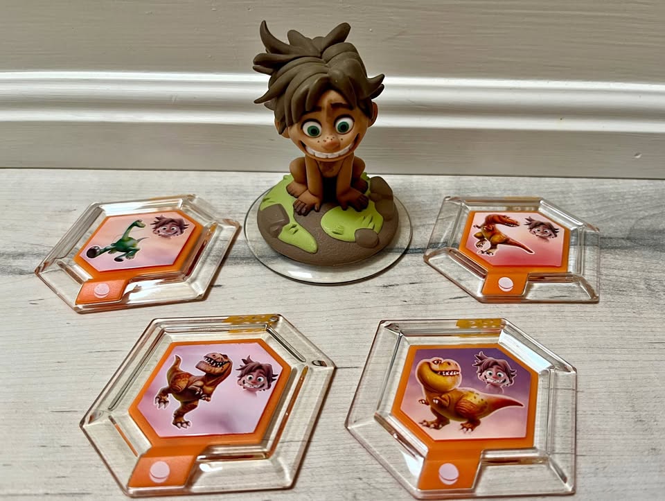 Disney Infinity 3.0 Spot with The Good Dinosaur Power Disc Pack