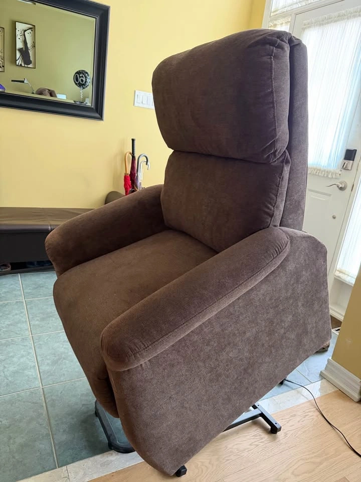Power Lift Recliner Chair (Brown) - photo 3