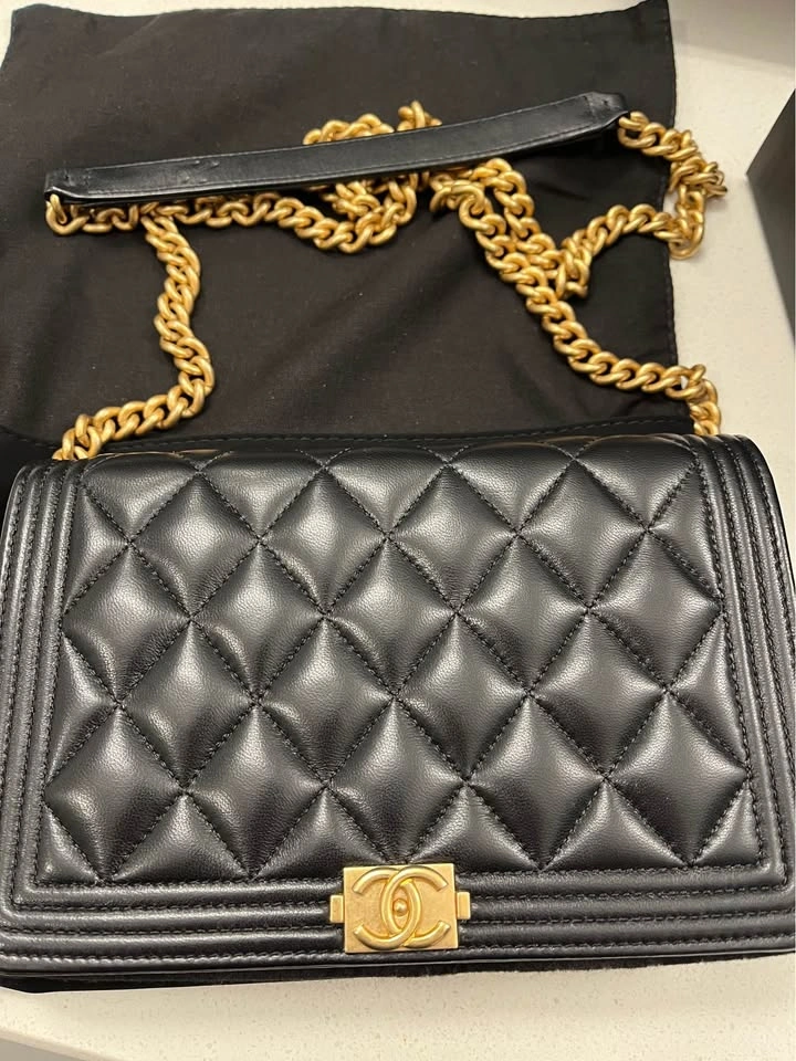 Authentic Chanel Boy WOC-Black Lambskin w: Aged Gold hardware - photo 2