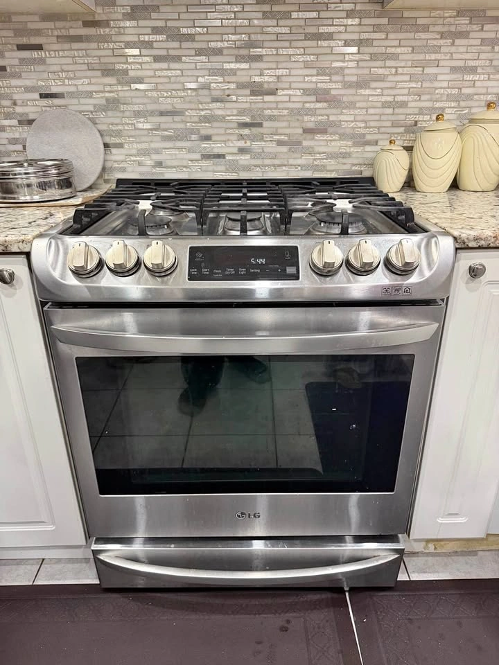 LG Stainless Steel Gas Range