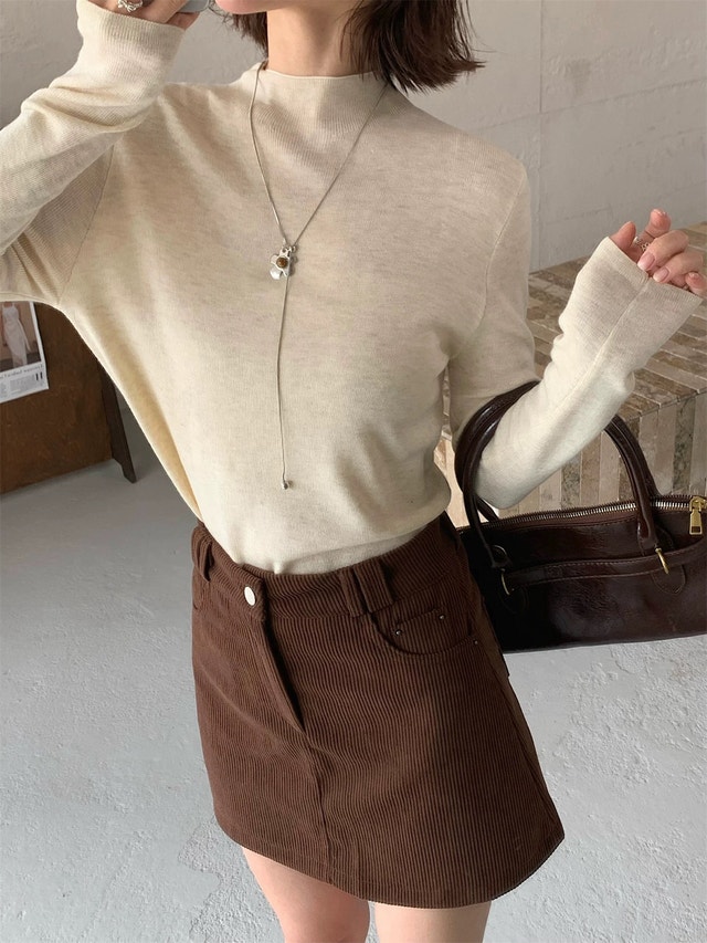 Soft and cozy fine wool, mock neck slimming knit base layer top - photo 3