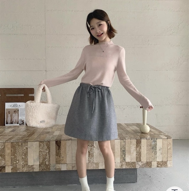 Soft and cozy fine wool, mock neck slimming knit base layer top - photo 5