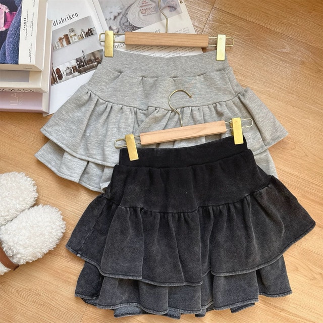short solid color tiered skirt with ruffled petal trim - photo 2