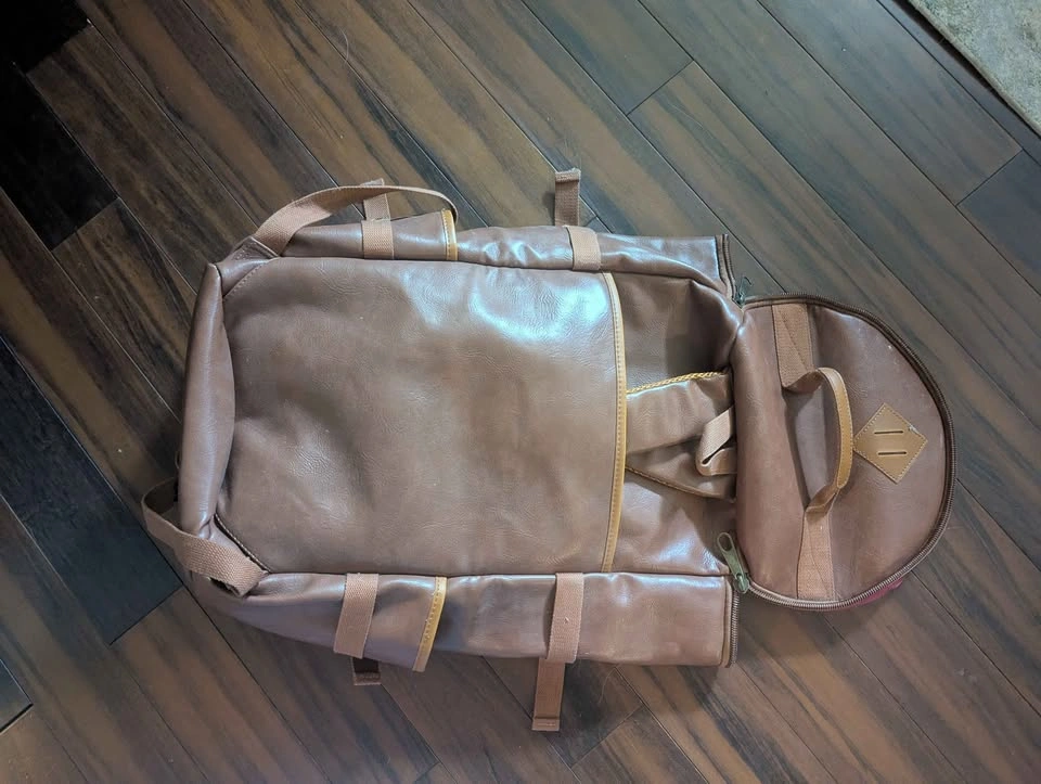 Vegan Leather Duffle/Back Pack - photo 3