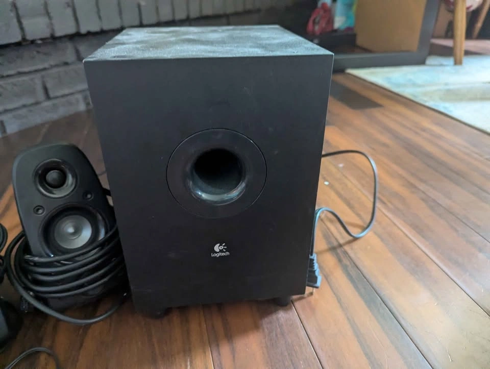 Surround Sound Speaker System – $75 - photo 5