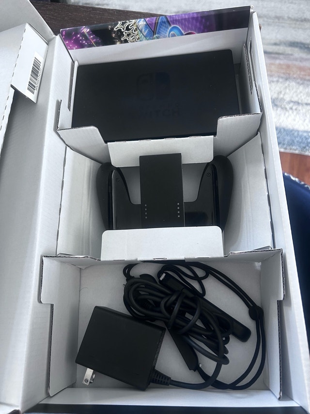 Nintendo switch game console - photo 3