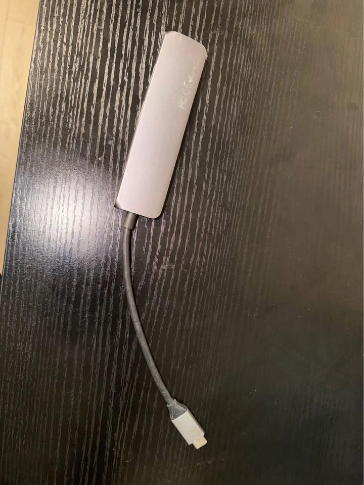USB C Multi-Port Adapter with HDMI, USB and USB C - photo 2