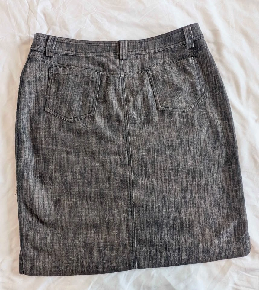 Simon Chang pencil skirt - photo 5