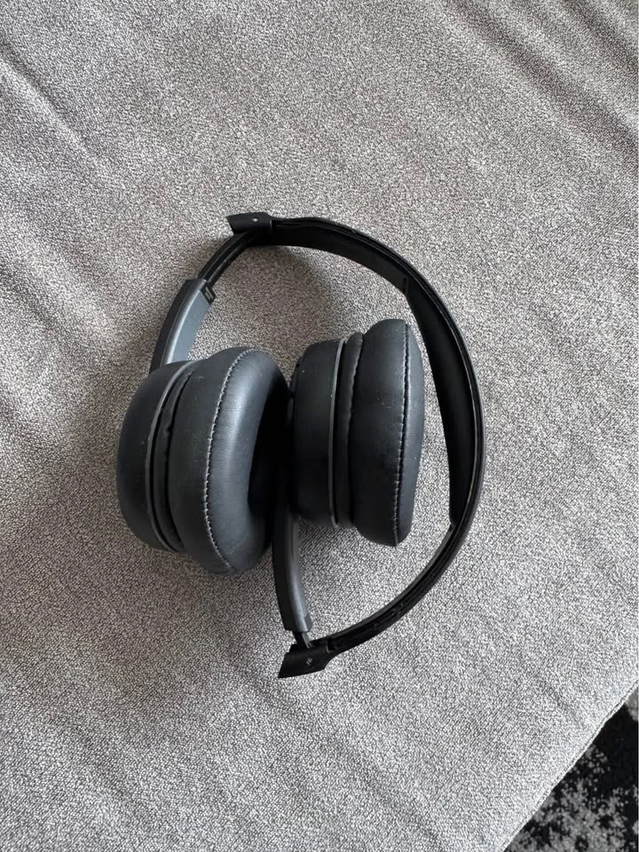Skullcandy Cassette Wireless On-Ear Headphones - photo 4