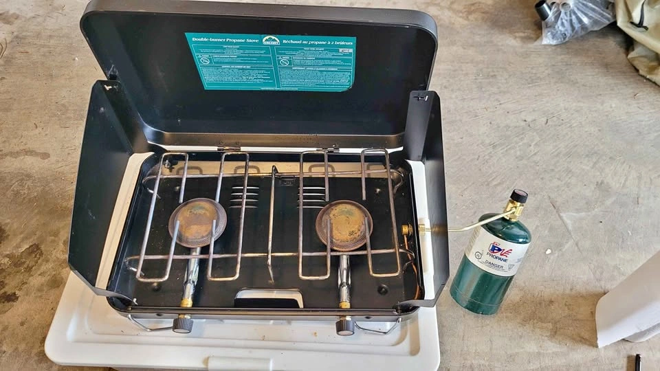 Coleman 2-Burner Propane Camping Stove – Tested & Working