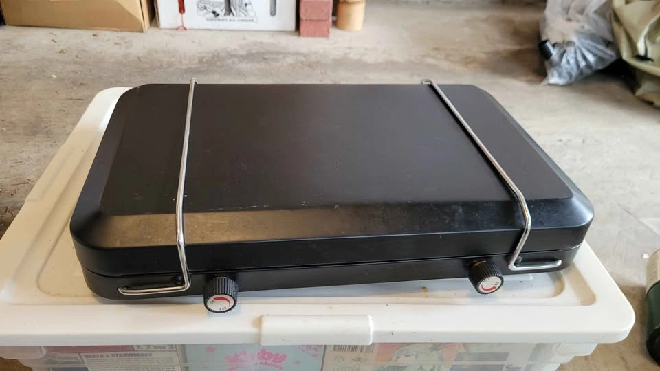Coleman 2-Burner Propane Camping Stove – Tested & Working - photo 4