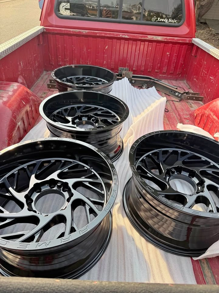 20x10 Armed Off-Road Wheels 8x166