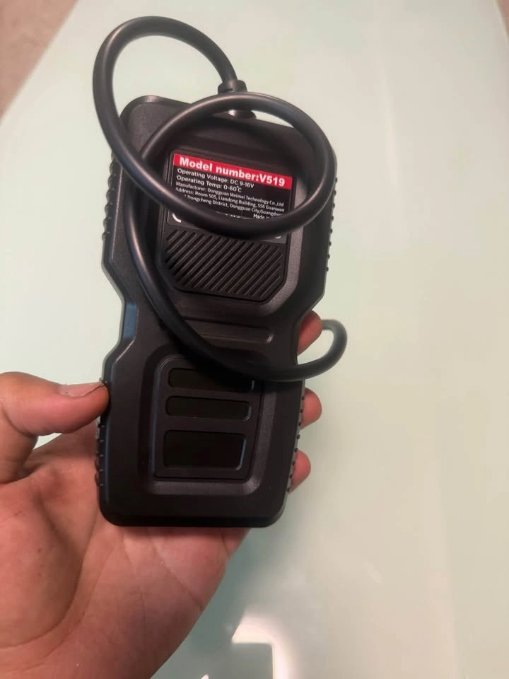 Brand new obd2 code reader - photo 2