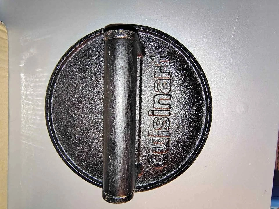 Cuisinart Cast Iron Burger Press / Smash Burger