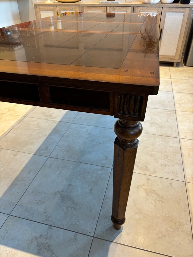 Dining Table - photo 4