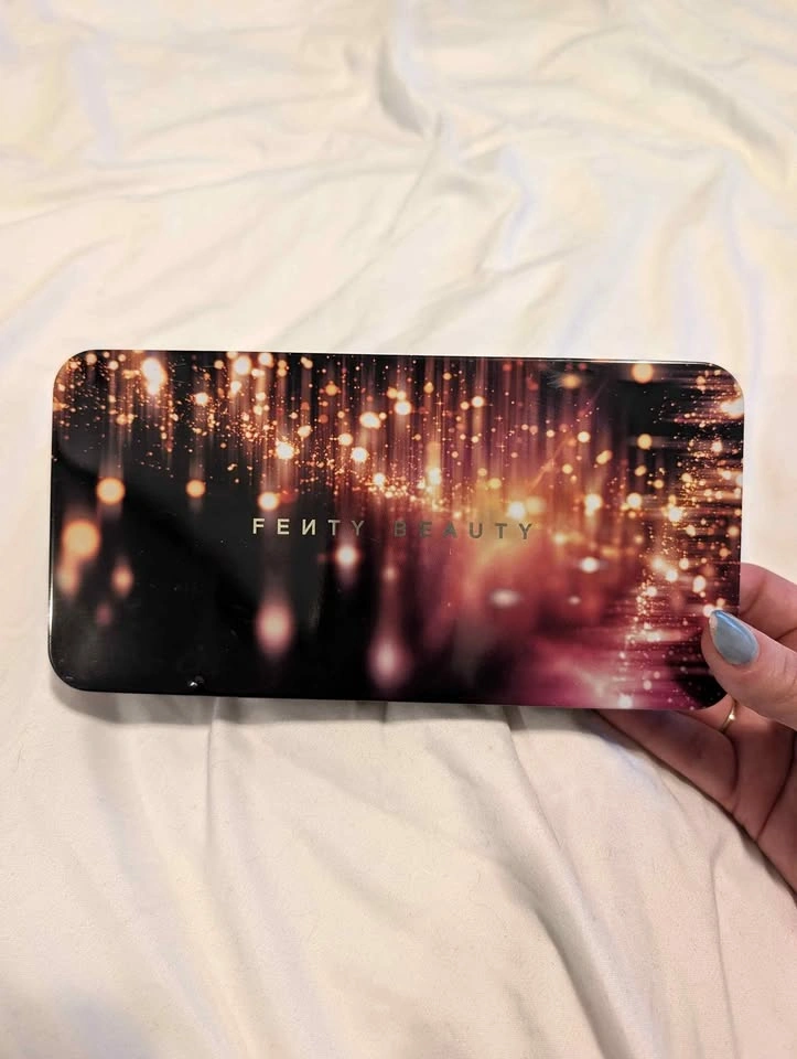 Fenty beauty tin
