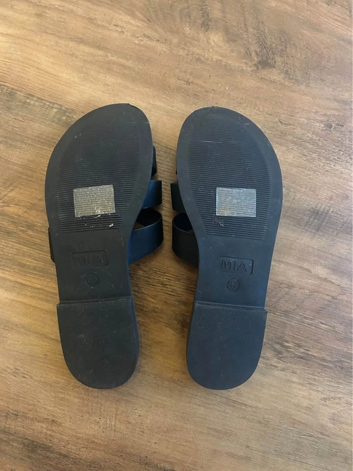 Mia Black Slides - photo 4