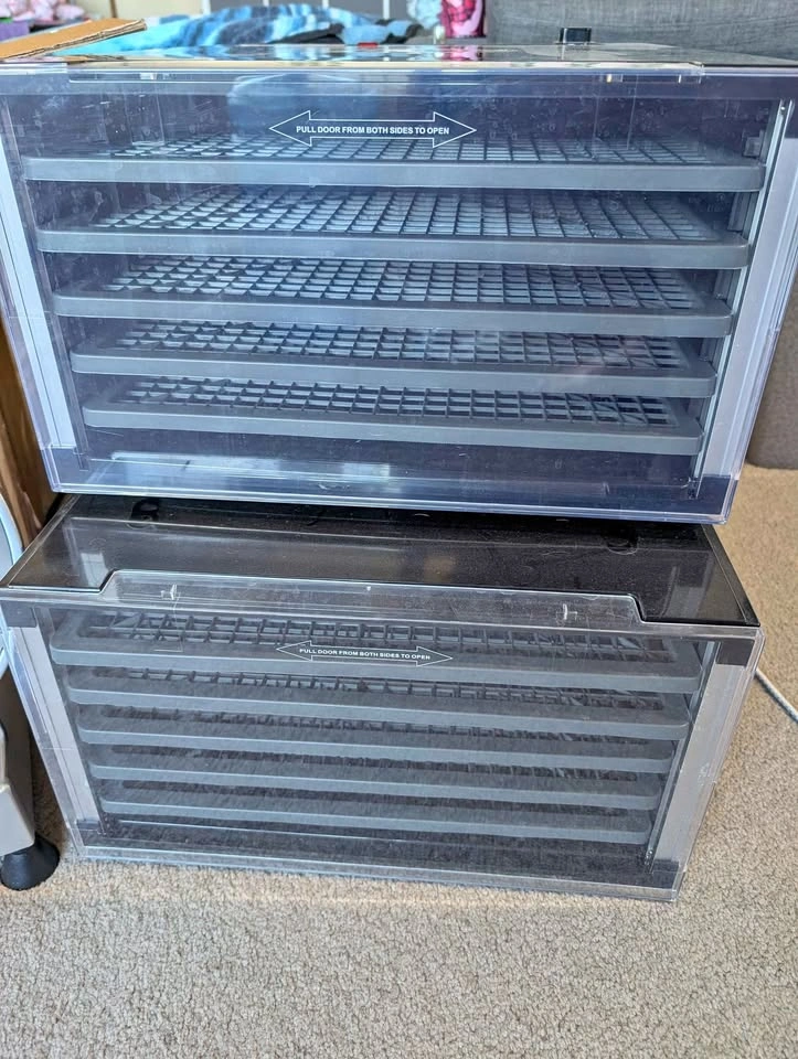 Zomagas Meat Slicer and LEM Food Dehydrator Bundle
