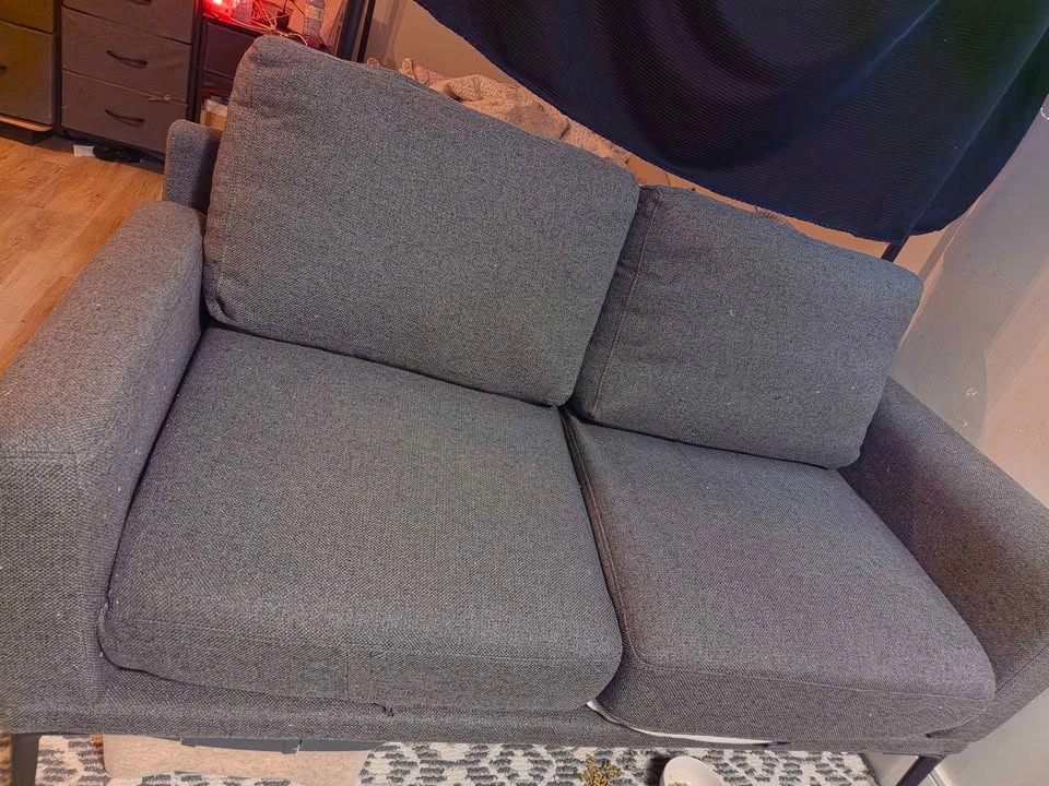 Couch 2 seater - photo 2