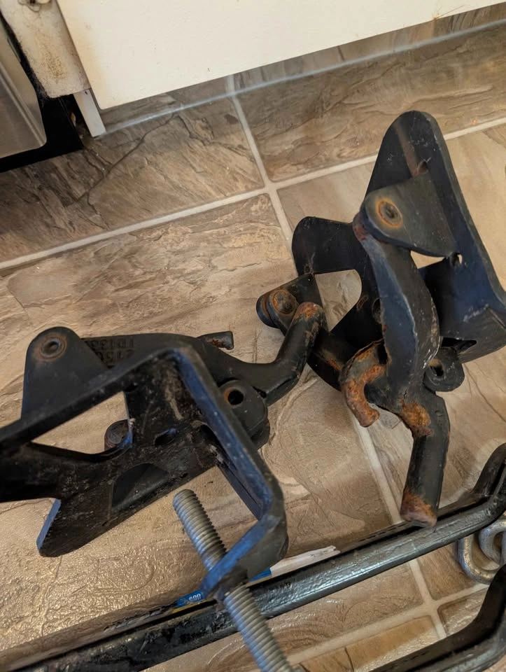 Weight Distribution Hitch with 2-5/16" Ball, 10,000 lbs Capacity - photo 3