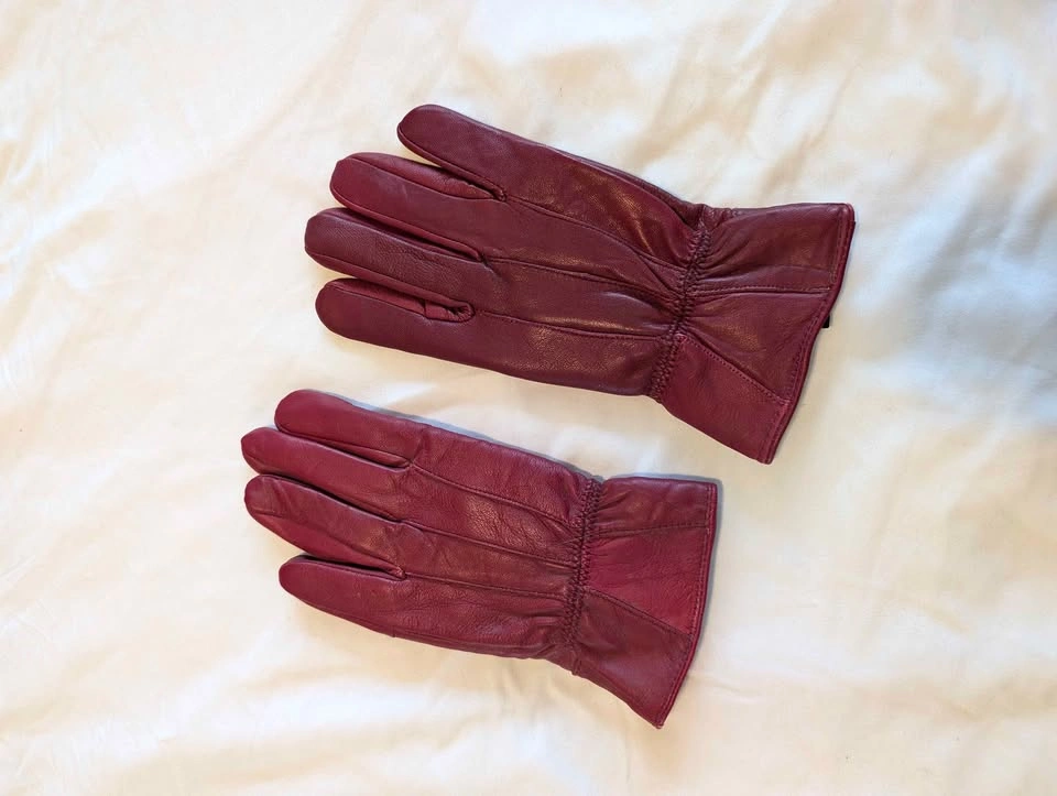 Red Leather women's gloves - photo 2