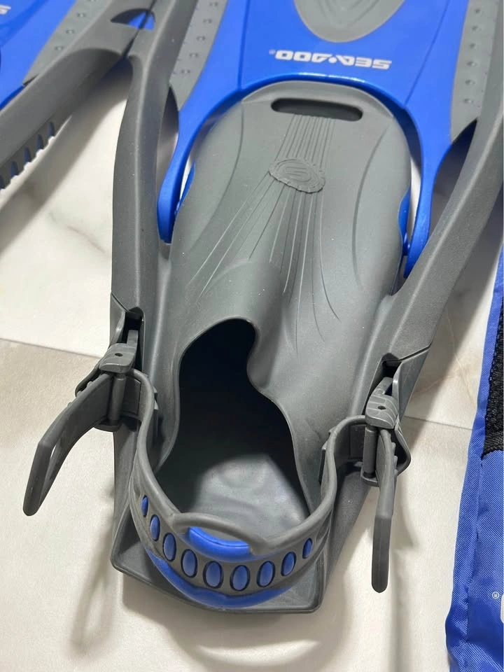 Brand New Sea-Doo Snorkeling Fins - photo 4