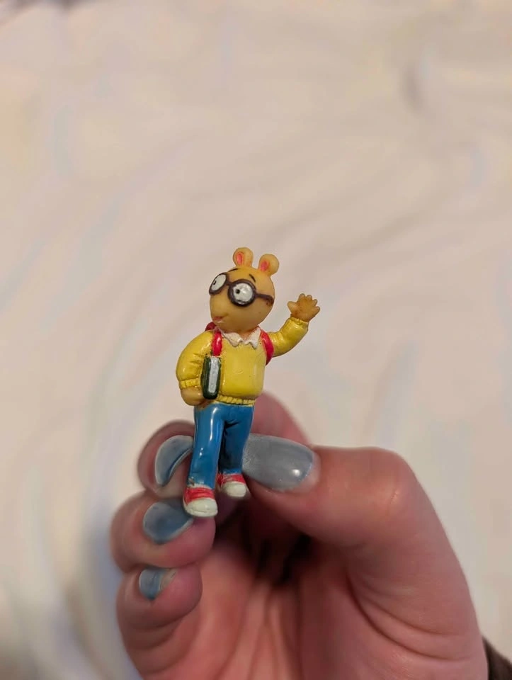 Arthur figurine bundle - photo 2