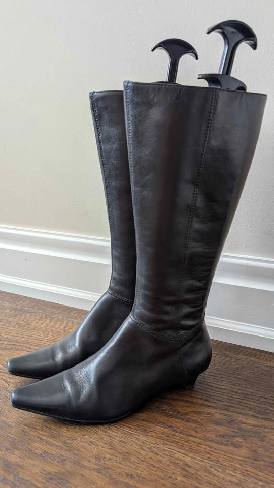 André Women's Leather Knee High Boots - Size 6/36 - photo 2