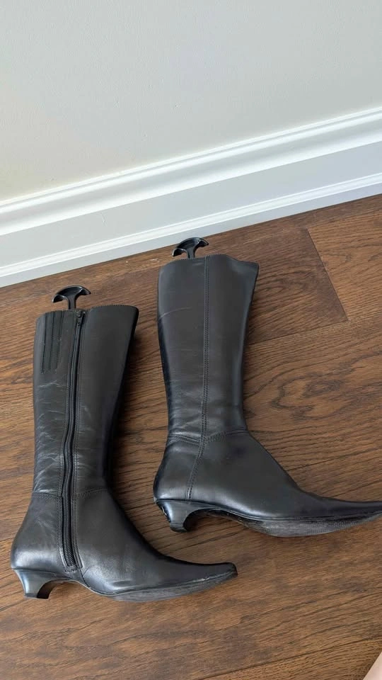 André Women's Leather Knee High Boots - Size 6/36 - photo 3