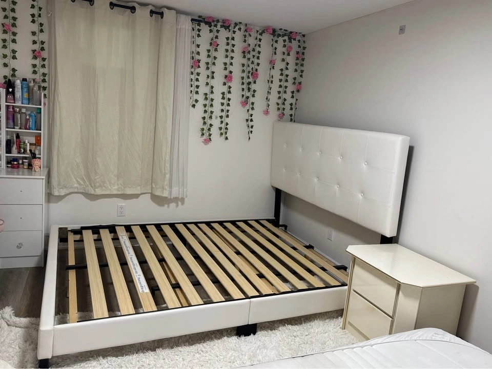 🔥Queen Upholstered Bed + FREE Nightstand - $130 (Was $211!) - photo 3