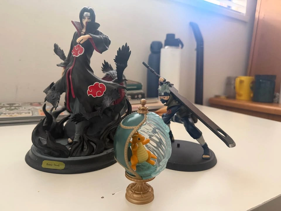 Naruto Itachi and Kakashi Figures with Pokemon Dragonite Terrari - photo 2