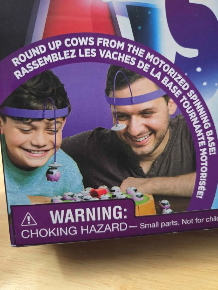 Relatable Cows in Space Board Game - photo 2