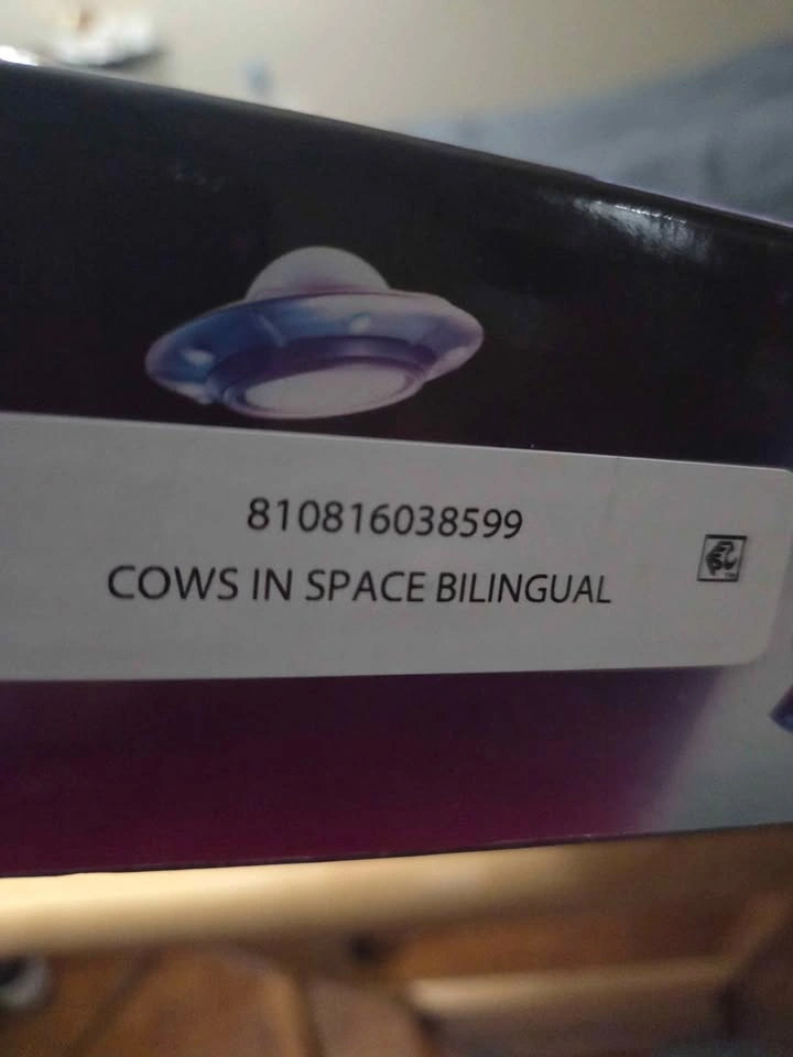 Relatable Cows in Space Board Game - photo 4