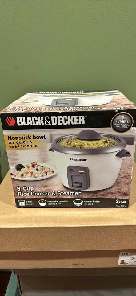 Black & Decker 6-Cup Rice Cooker & Steamer