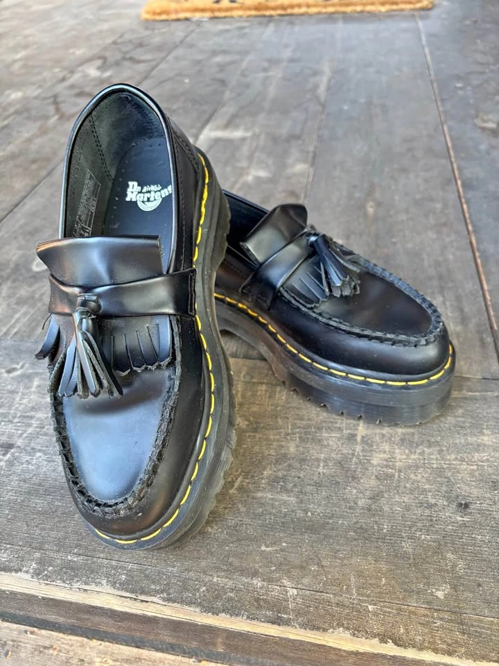 Dr. Martens Leather Quad Platform Tassel Loafers Size 7