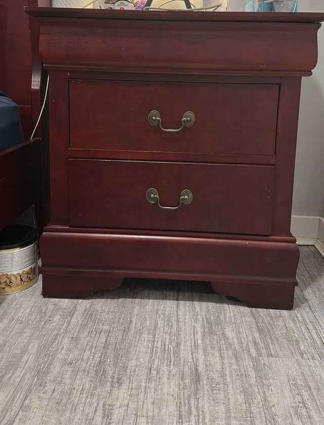 Queen bedroom set - photo 2