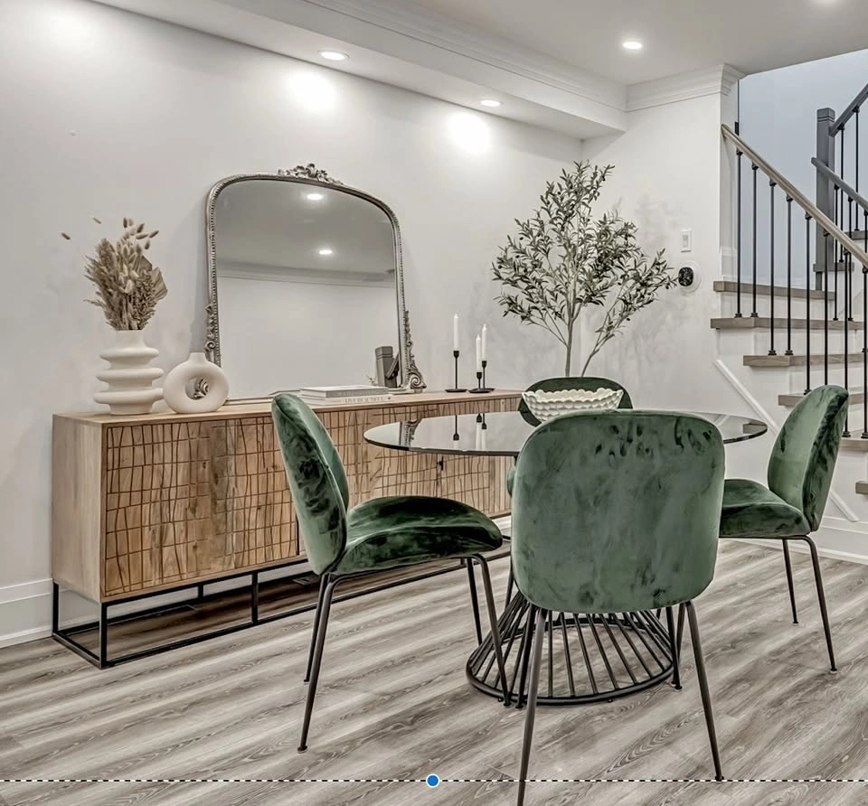 Iconic Pascale Mirror