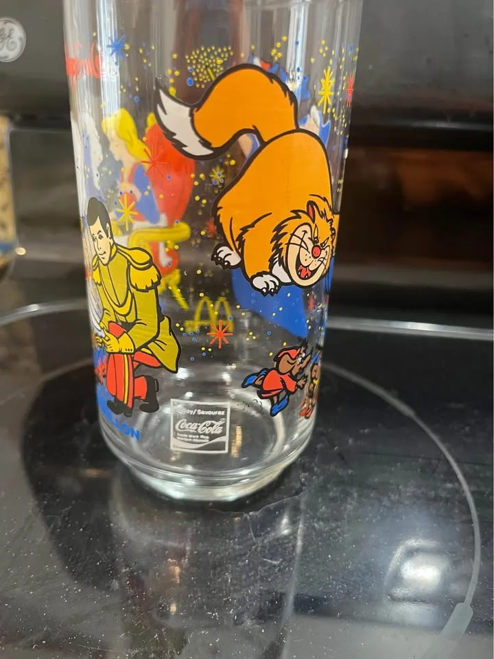 Cinderella McDonalds Glass & Read Along Book image indicator(5)