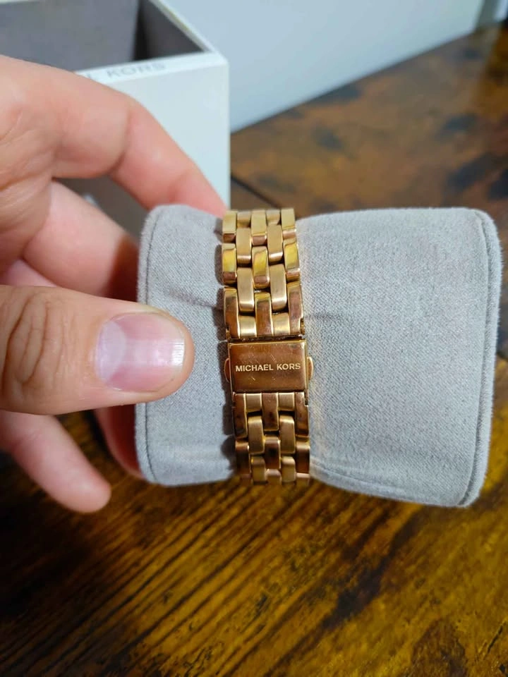 2000's Women's Michael Kors Rose Gold/Crystal Watch - photo 4