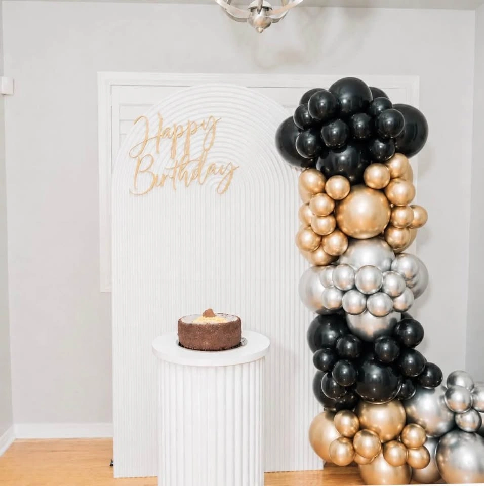 Gold, Black & Silver Balloon Garland & “5-0” Helium Balloons - photo 2