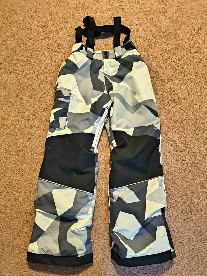 Boys snow pants