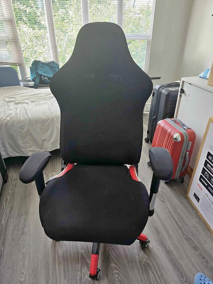 Wensix Gaming Chair with Black Cover