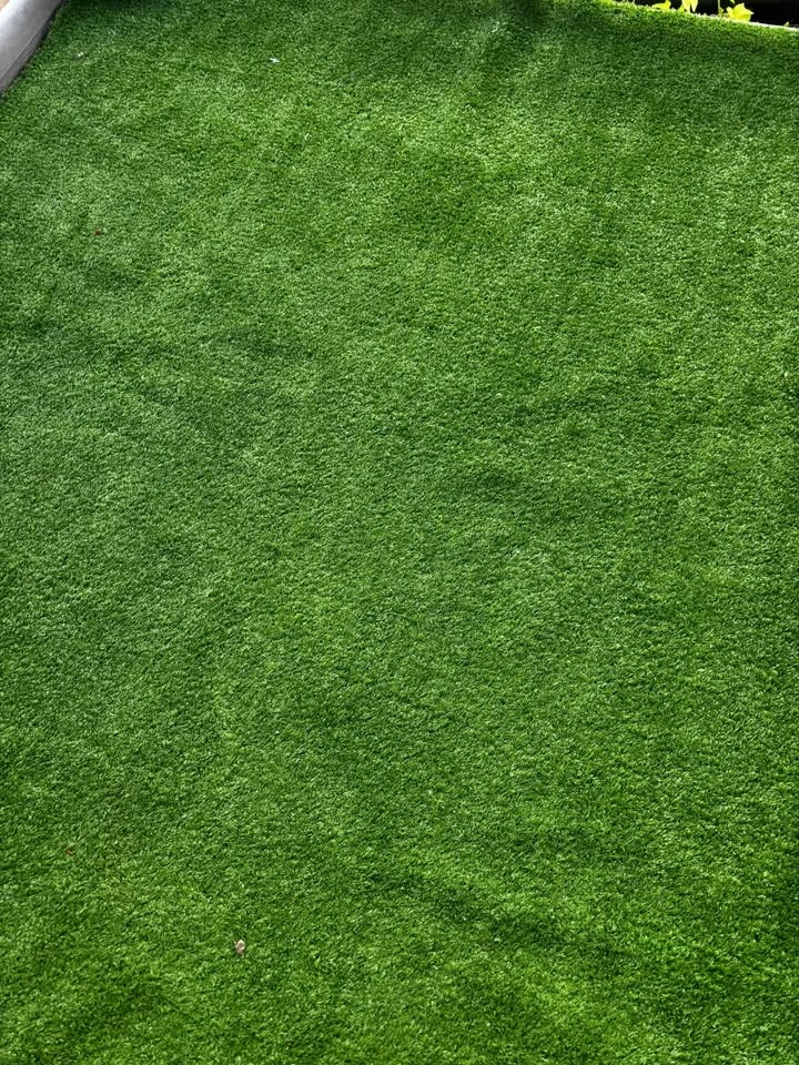 Artificial Turf / Fake Grass Rug — 5x20 ft (100 sq ft total)