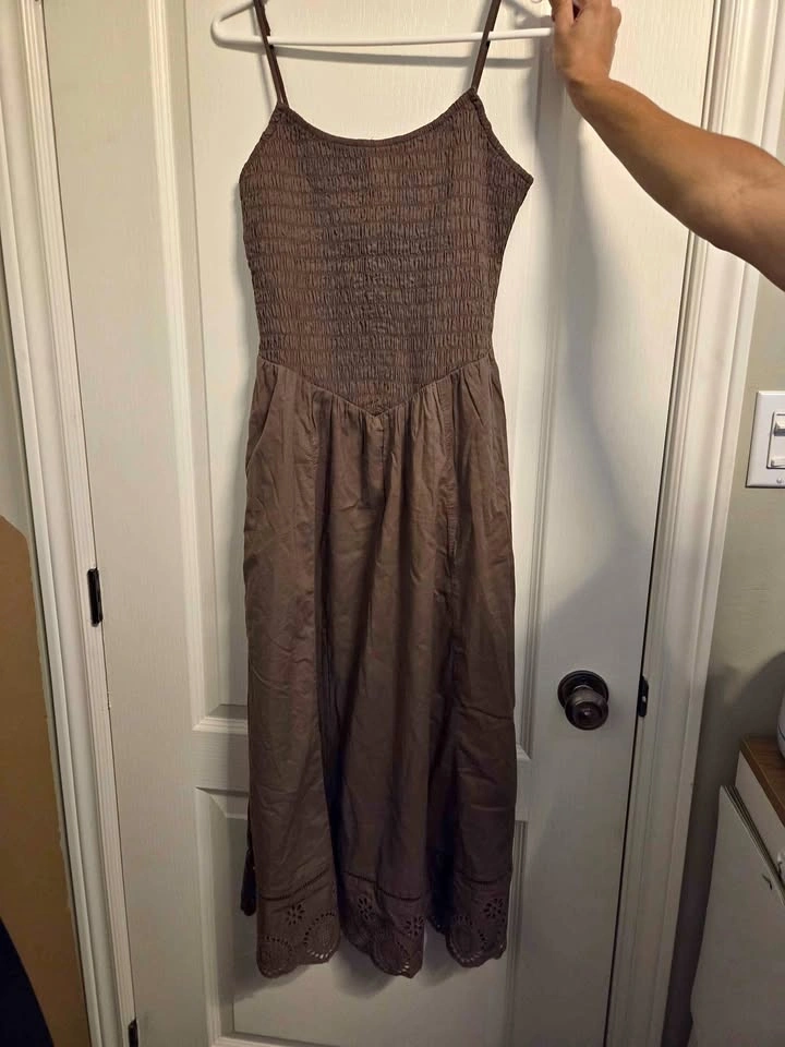 American Eagle Brown Smocked Midi Dress Size Small