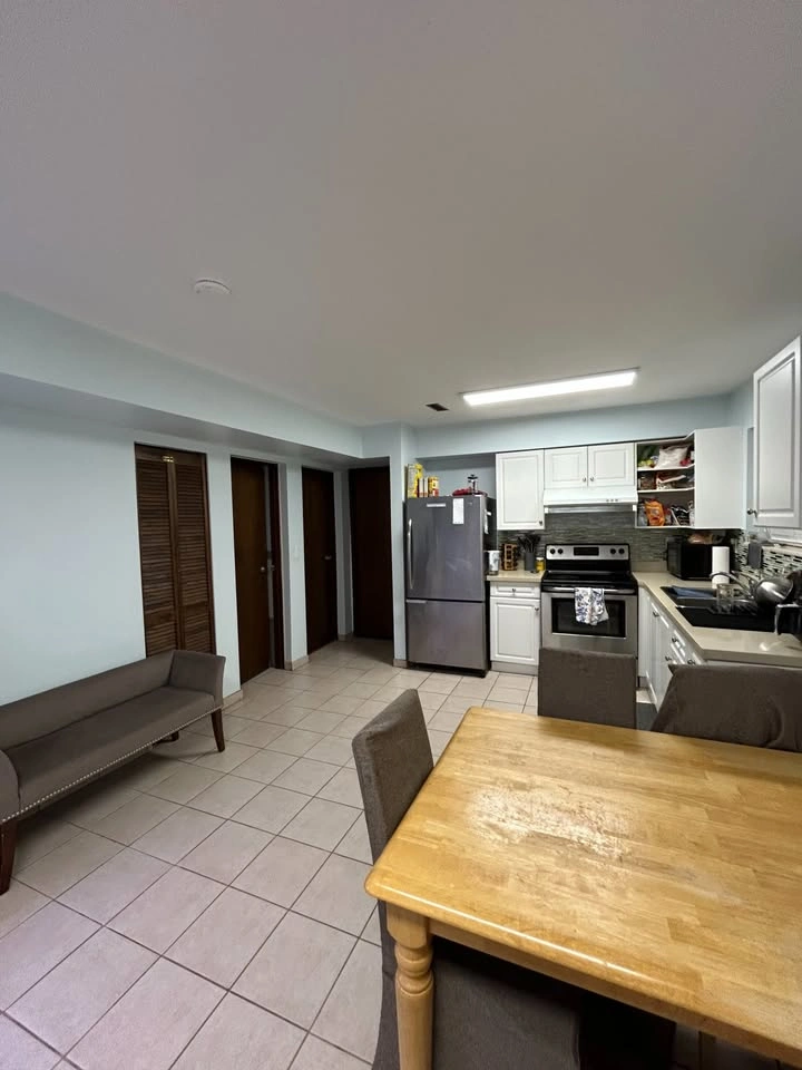 3 Beds 1 Bath House - photo 2