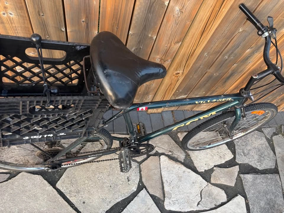 700c HYBRID CCM Villager Mountain Bike - photo 3
