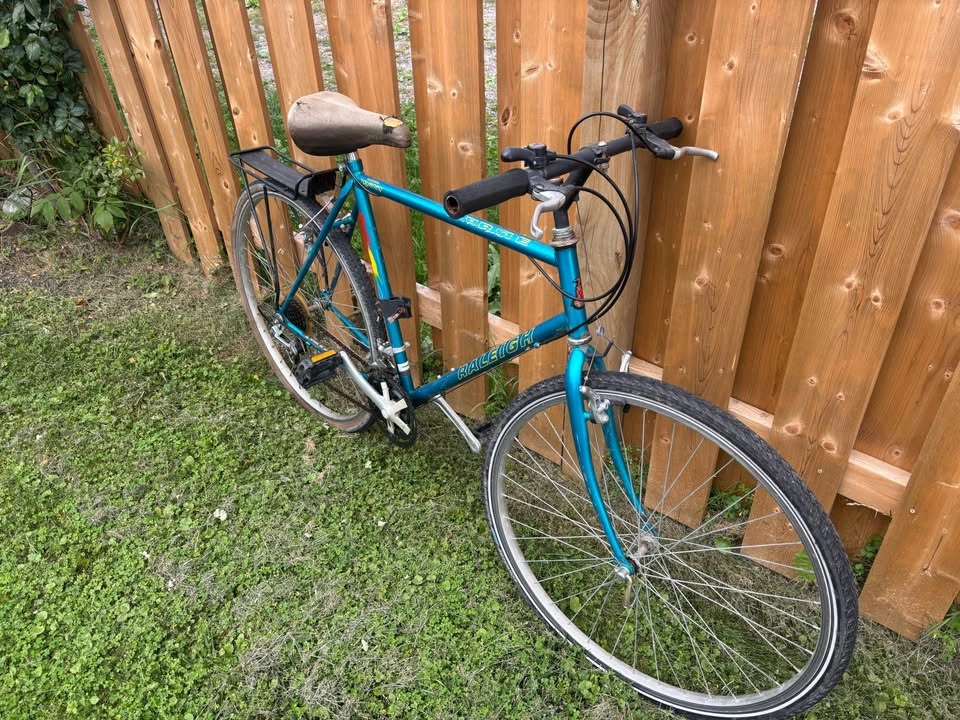 Hybrid Raleigh Sprite Bicycle - photo 2