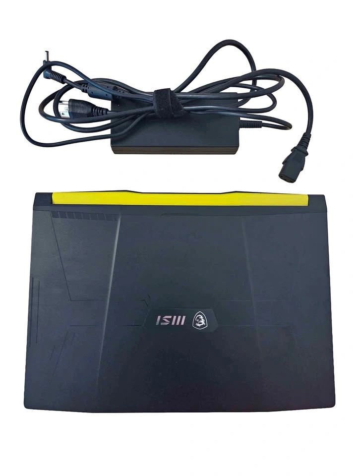 MSI Crosshair 15 B12UGZ - i9 / RTX 3070 / 32GB RAM / 1TB
